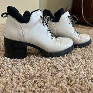 JANE AND THE SHOE White Lace Up Boots